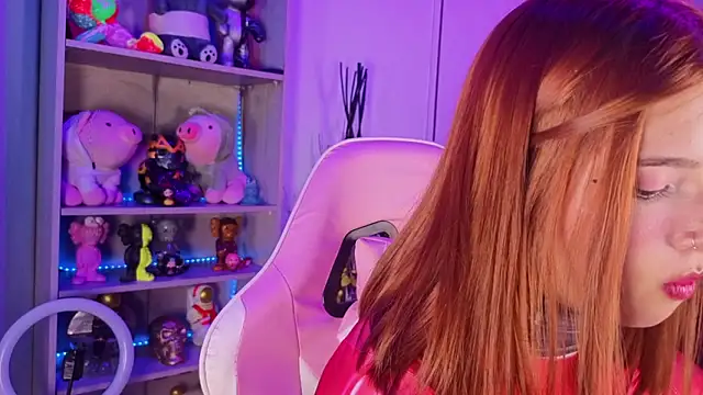 EmilyMiller  online show from 01-11-26, 05:51