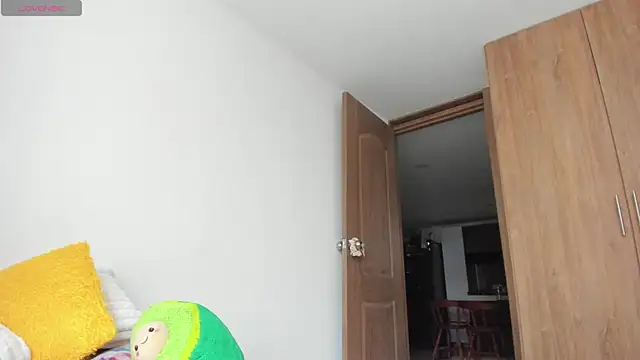 cheryl blossom69 online show from 10-01-25, 08:48