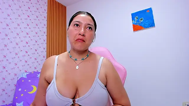 Snapshot of Soyqueen chatting on 04-21-26, 06:52 Soyqueen online show from 04-21-26, 06:52
