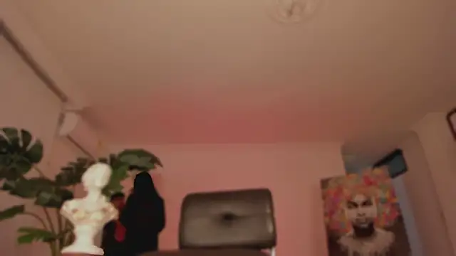 Snapshot of Taylor__foxxx chatting on 02-08-25, 04:14 Taylor foxxx online show from 02-08-25, 04:14