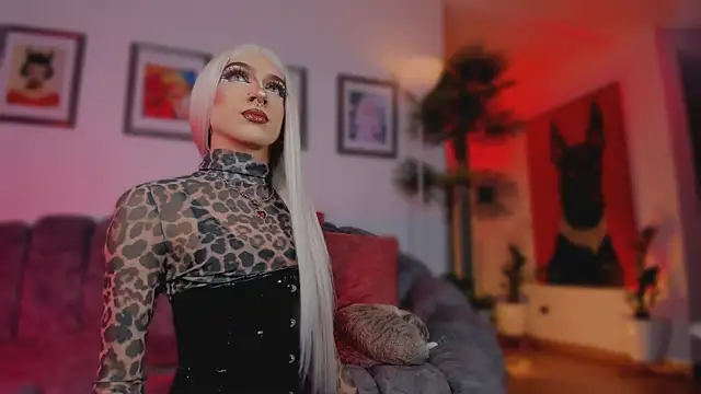 Taylor  foxxx online show from 07-04-26, 06:08