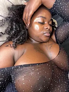 Honeycoco0211 online show from 03-08-25, 08:55