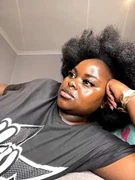 Honeycoco0211 online show from 12-04-25, 10:18