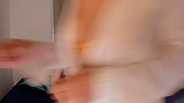 Emmysux online show from 12-26-24, 08:53