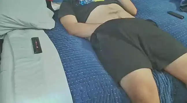 Snapshot of bwcalexander chatting on 01-22-25, 05:59 bwcalexander online show from 01-22-25, 05:59