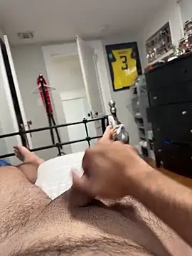 Snapshot of bwcalexander chatting on 09-15-25, 02:28 bwcalexander online show from 09-15-25, 02:28