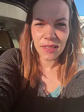 Lady Knaller online show from 03-08-25, 03:24