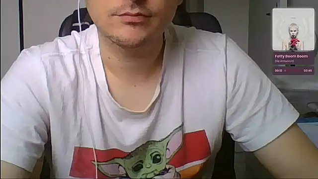 Snapshot of ShiitakeBR chatting on 10-07-25, 03:53 ShiitakeBR online show from 10-07-25, 03:53