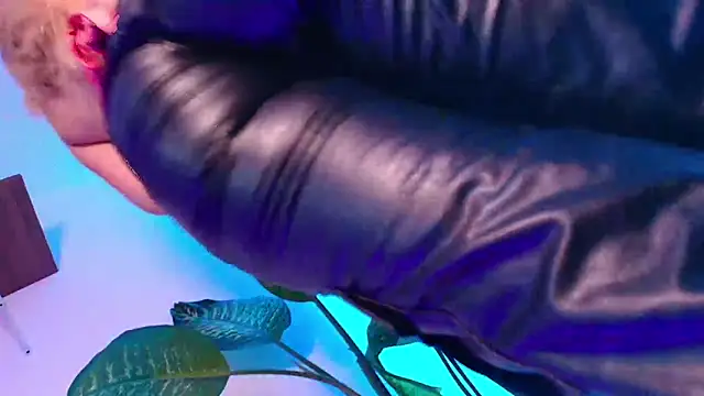 Snapshot of Dalila_Thoms chatting on 11-08-25, 10:48 Dalila Thoms online show from 11-08-25, 10:48