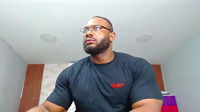 Snapshot of George_Dominator chatting on 01-25-25, 12:17 George Dominator online show from 01-25-25, 12:17