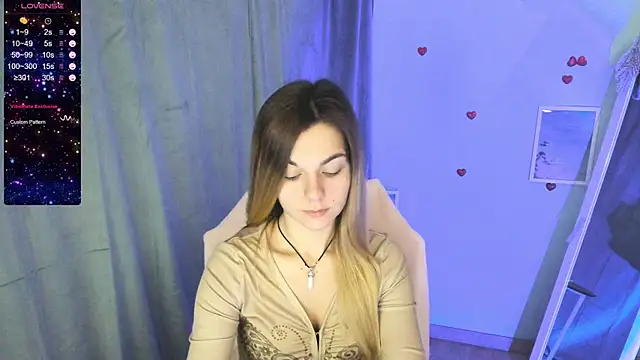 Sweet me  online show from 12-17-24, 07:18