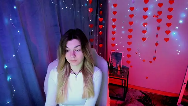 Sweet me  online show from 03-23-26, 06:39