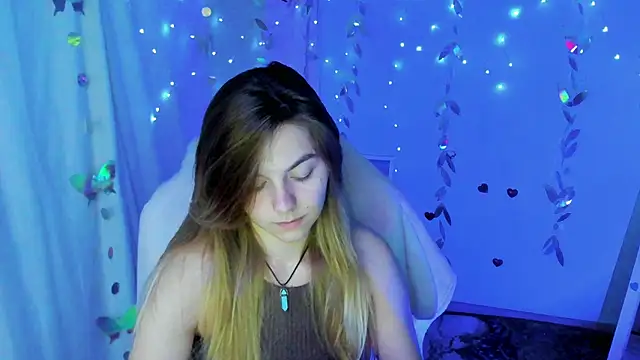 Sweet me  online show from 08-05-26, 05:43