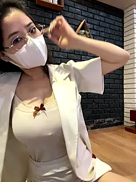 Snapshot of Kyomi-ibaby chatting on 09-23-25, 11:02 Kyomi-ibaby online show from 09-23-25, 11:02