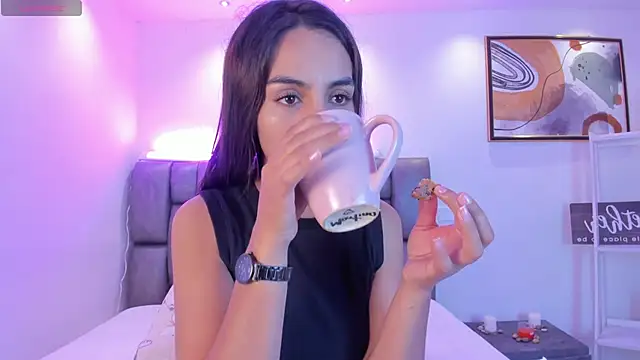 Snapshot of martina_mancini chatting on 02-15-25, 12:54 martina mancini online show from 02-15-25, 12:54