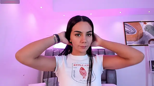 Snapshot of martina_mancini chatting on 11-03-25, 11:33 martina mancini online show from 11-03-25, 11:33