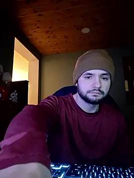 Snapshot of Mitchums chatting on 01-13-26, 02:06 Mitchums online show from 01-13-26, 02:06