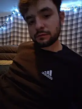 Snapshot of Mitchums chatting on 01-14-26, 04:29 Mitchums online show from 01-14-26, 04:29