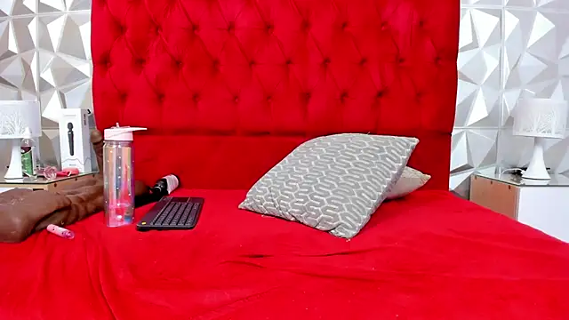 Snapshot of steacy_19 chatting on 02-12-25, 10:56 steacy 19 online show from 02-12-25, 10:56