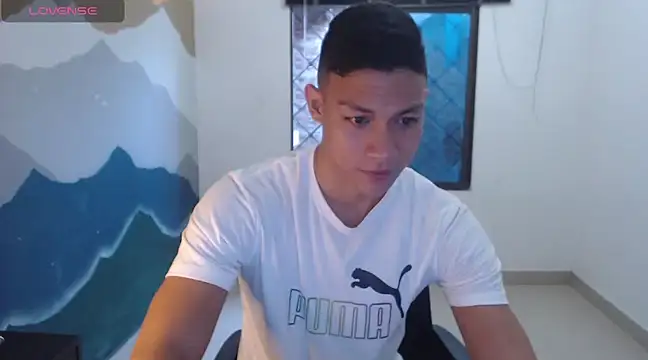 Snapshot of aalan_foxter chatting on 01-30-25, 12:16 aalan foxter online show from 01-30-25, 12:16