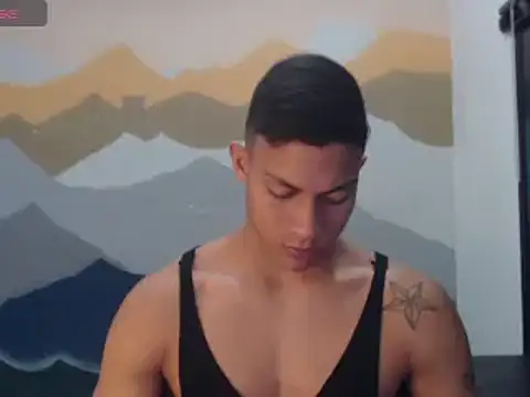 Snapshot of aalan_foxter chatting on 02-13-25, 11:47 aalan foxter online show from 02-13-25, 11:47