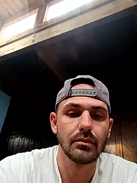 kumincider online show from 10-21-25, 01:34