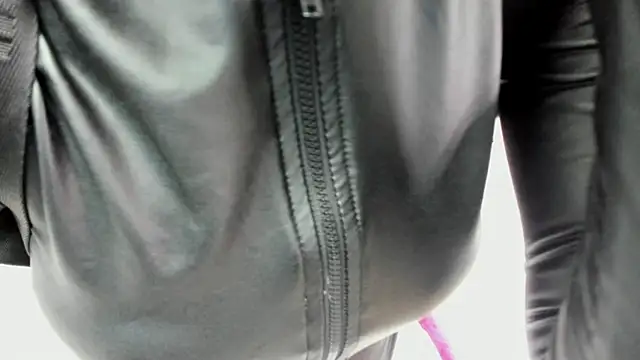 Miakhalifa 7 online show from 12-17-25, 03:34