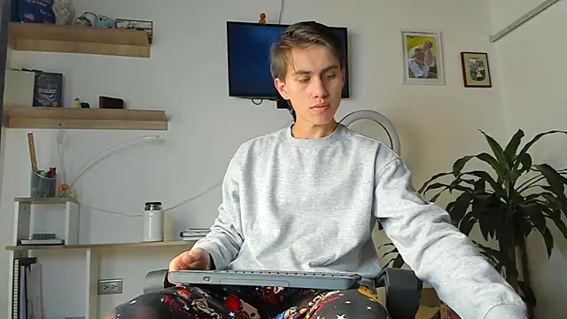 manucute 23  online show from 01-14-26, 02:01