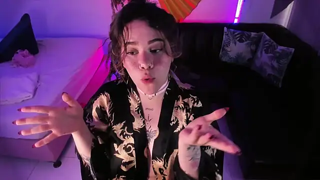 albaismynameX online show from 02-21-25, 03:10