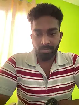 Snapshot of Handsomehunk_4U chatting on 12-02-24, 07:14 Handsomehunk 4U online show from 12-02-24, 07:14