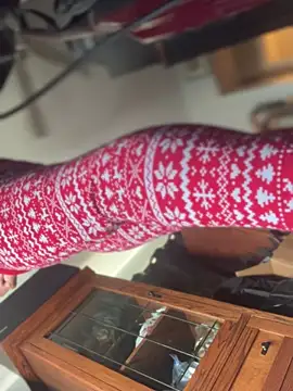 Snapshot of SexyB214 chatting on 03-06-25, 06:05 SexyB214 online show from 03-06-25, 06:05