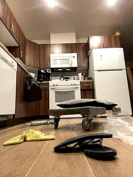 Snapshot of SexyB214 chatting on 10-30-25, 06:26 SexyB214 online show from 10-30-25, 06:26