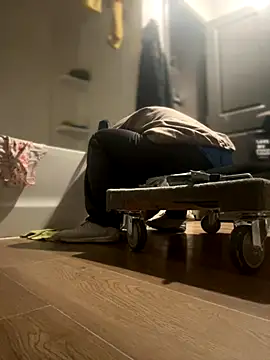 Snapshot of SexyB214 chatting on 11-22-25, 12:37 SexyB214 online show from 11-22-25, 12:37