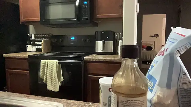 Snapshot of NatalieKneals chatting on 01-02-25, 06:40 NatalieKneals online show from 01-02-25, 06:40