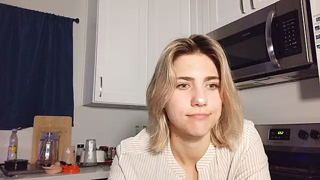 NatalieKneals online show from 02-01-26, 02:54