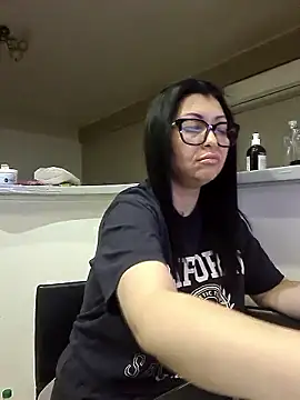 Milf Abigail online show from 01-15-26, 12:48