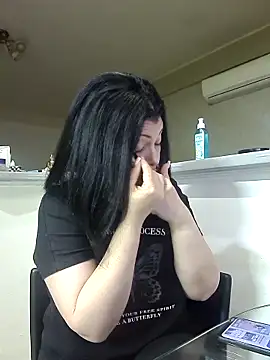 Milf Abigail online show from 04-15-26, 01:23