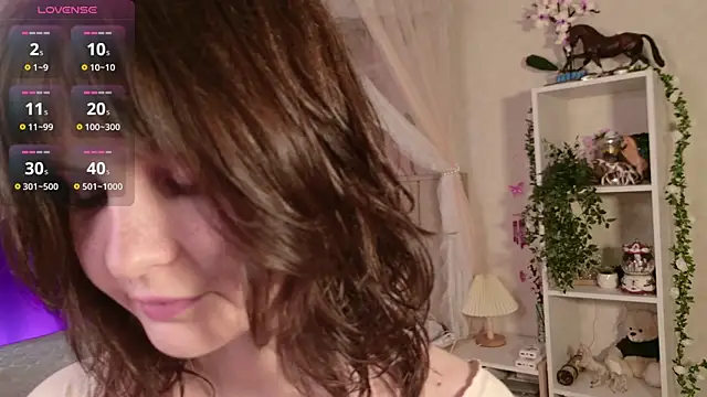 Snapshot of LeraKit chatting on 07-06-26, 01:52 LeraKit online show from 07-06-26, 01:52