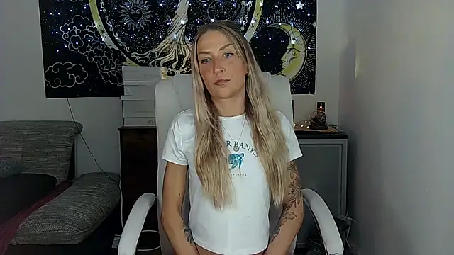 SexxyLiviaa online show from 10-13-25, 04:40