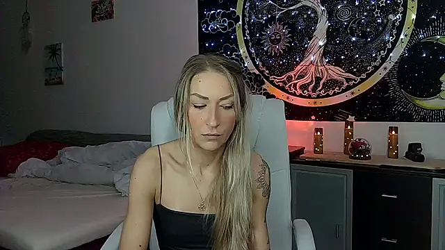 SexxyLiviaa online show from 10-25-25, 02:52