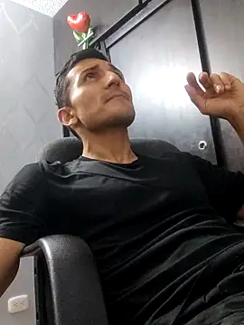 Marck Muscle online show from 02-28-25, 12:43