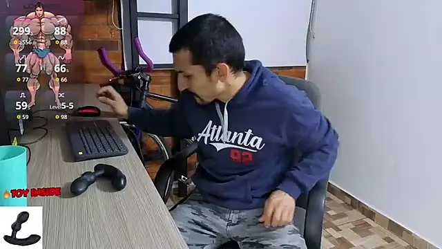 Marck Muscle online show from 10-20-25, 03:40