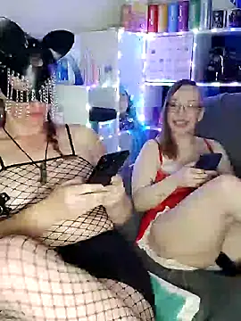 Snapshot of Isabella_Geney chatting on 12-06-24, 10:30 Isabella Geney online show from 12-06-24, 10:30