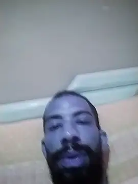 Snapshot of UncutToyBoy23cm chatting on 02-22-25, 08:53 UncutToyBoy23cm online show from 02-22-25, 08:53