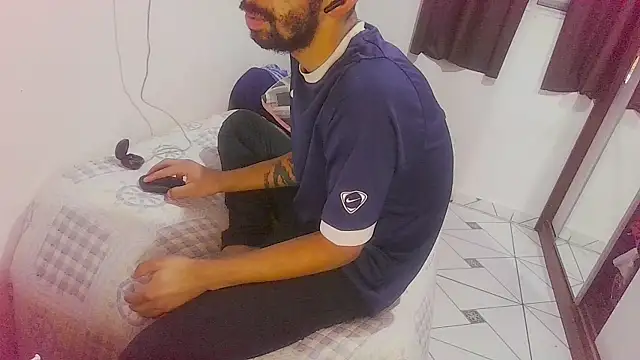 Snapshot of UncutToyBoy23cm chatting on 11-09-25, 05:50 UncutToyBoy23cm online show from 11-09-25, 05:50