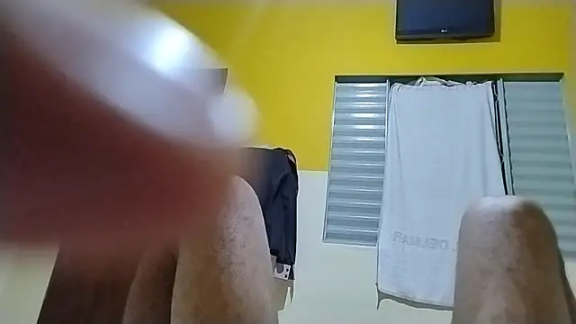 Snapshot of UncutToyBoy23cm chatting on 12-16-25, 01:49 UncutToyBoy23cm online show from 12-16-25, 01:49