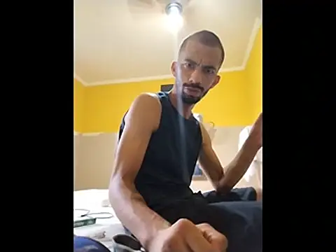 Snapshot of UncutToyBoy23cm chatting on 01-13-26, 10:53 UncutToyBoy23cm online show from 01-13-26, 10:53