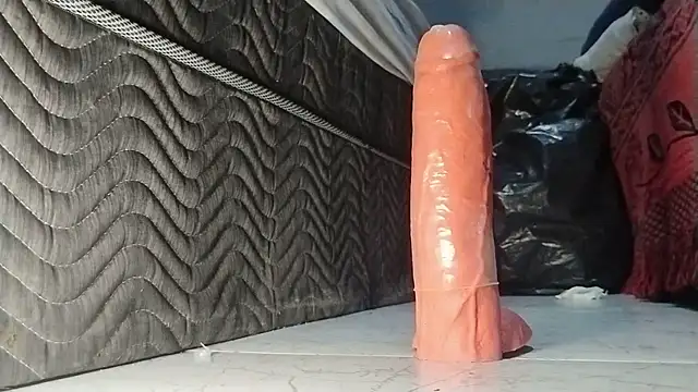 Snapshot of UncutToyBoy23cm chatting on 02-24-26, 04:38 UncutToyBoy23cm online show from 02-24-26, 04:38