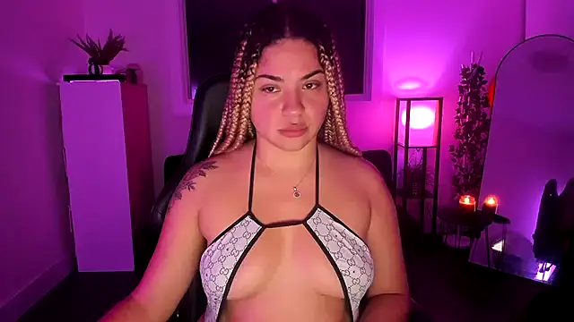 Snapshot of MelSaunders chatting on 11-06-25, 03:18 MelSaunders online show from 11-06-25, 03:18