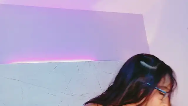 Snapshot of AbrilBrent chatting on 09-17-25, 07:59 AbrilBrent online show from 09-17-25, 07:59